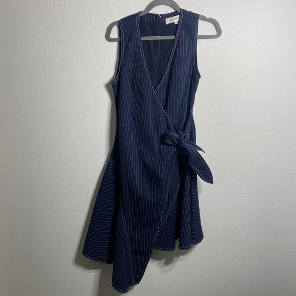 Elliatt “lady” Navy Striped Crepe Dress - Picture 4 of 11